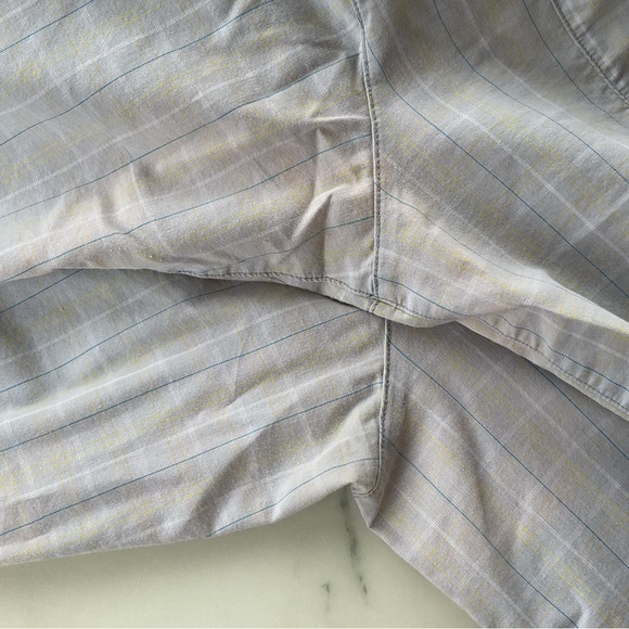 Arc’teryx Men’s Long Sleeve Button Down size XL - Picture 11 of 12